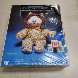 Vintage Soft Sculpture Animal Kit ZOOGLE BABY LION KIT YKI Valiant Craft 1982